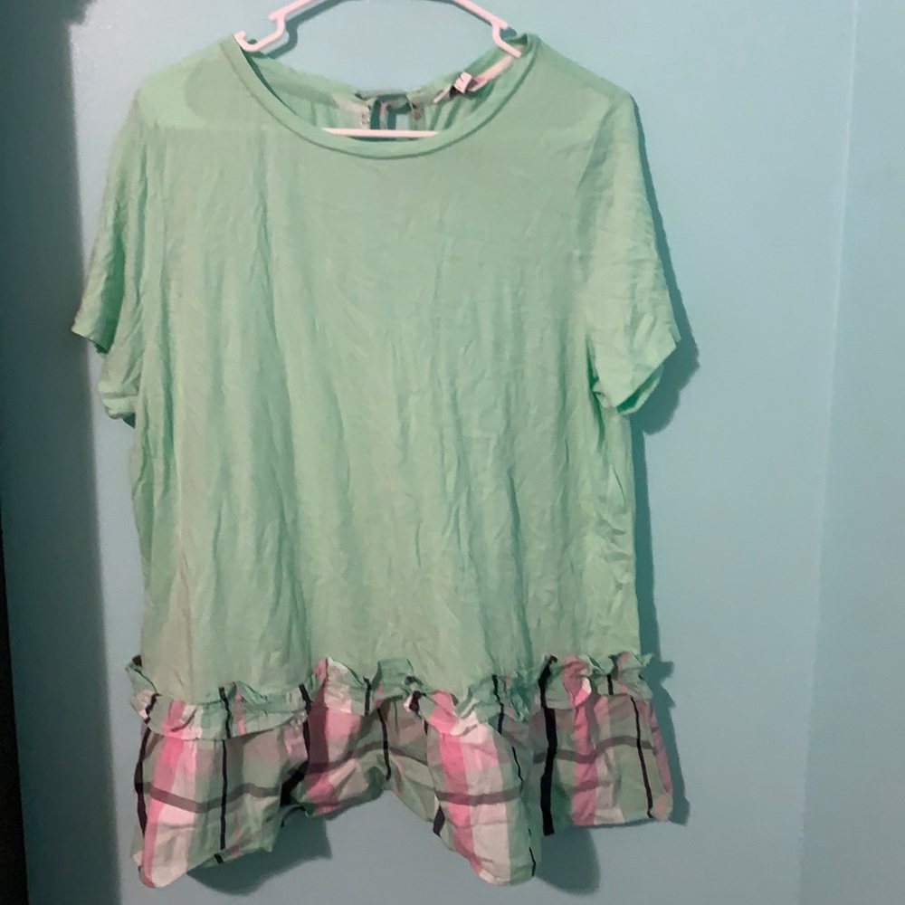 Women’s shirt